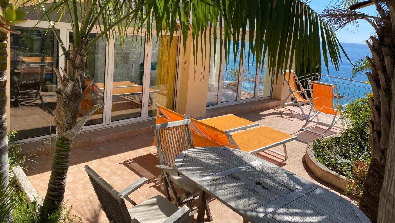 Villa L'Ensoleillee Vue Panoramique Mer, 250 M De La Plage Et Du Centre Ville Menton Exteriör bild