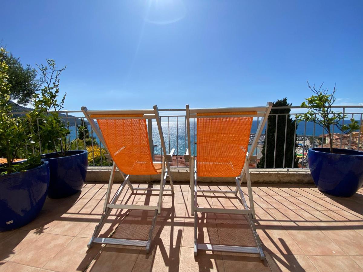 Villa L'Ensoleillee Vue Panoramique Mer, 250 M De La Plage Et Du Centre Ville Menton Exteriör bild